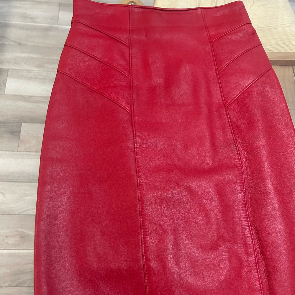 Danier Red Leather Skirt - Picture 5 of 13